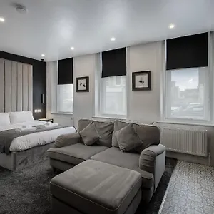 Mode St Chads Apartment