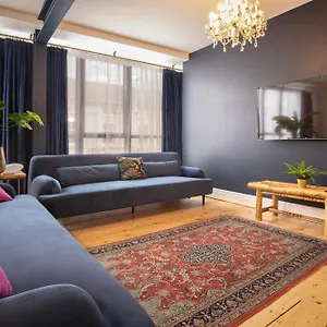 Blueberries By Sasco Apartment